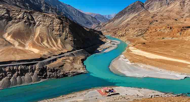 River rafting in Zanskar
